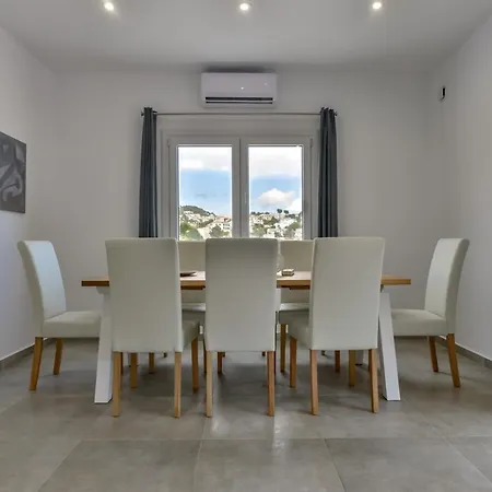 Villa Marigold - Grupo Turis