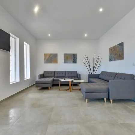 Marigold - Grupo Turis Villa Benissa